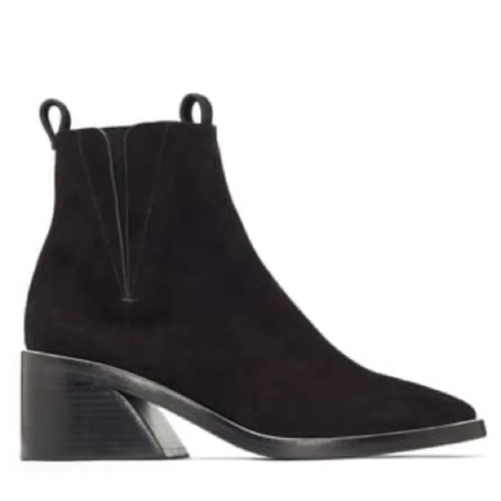 NEW Mercedes Castillo Xandra Chic Chelsea Booties